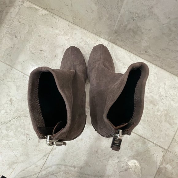 BRIAN ATWOOD {7} Booties Grey Metal Suede(?) Rear Zipper - Picture 8 of 14
